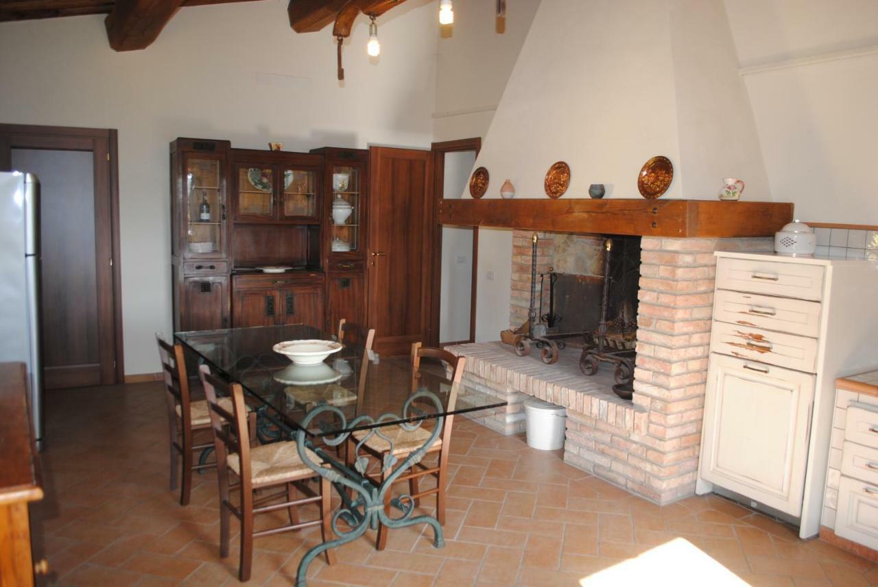 Agriturismo Fattoria Di Malavolta Флоренция Экстерьер фото