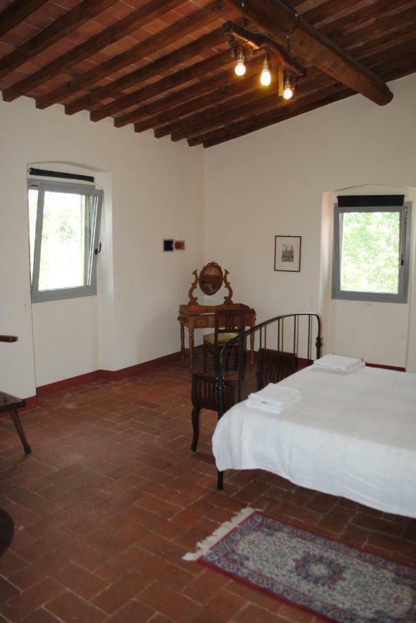 Agriturismo Fattoria Di Malavolta Флоренция Экстерьер фото